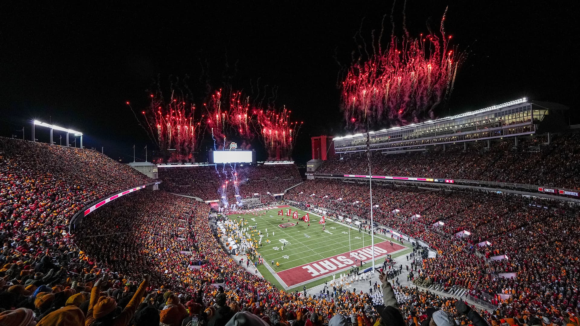 Stop hitting the panic button on college football: The sport isn't dying, it just needs time to evolve