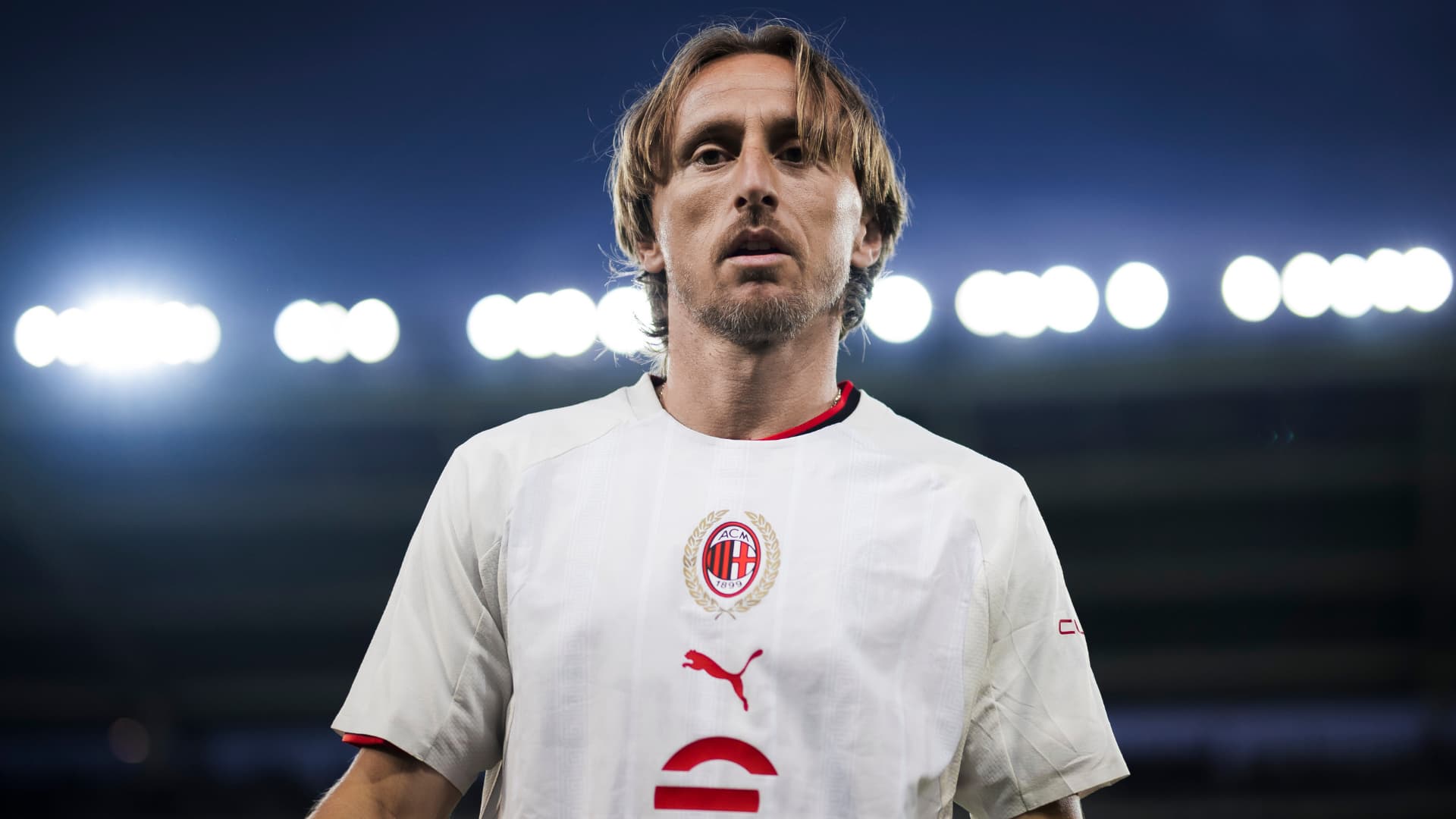 Footy Fix: Milan vs. Venezia kicks off Friday ahead of full slate of weekend matches