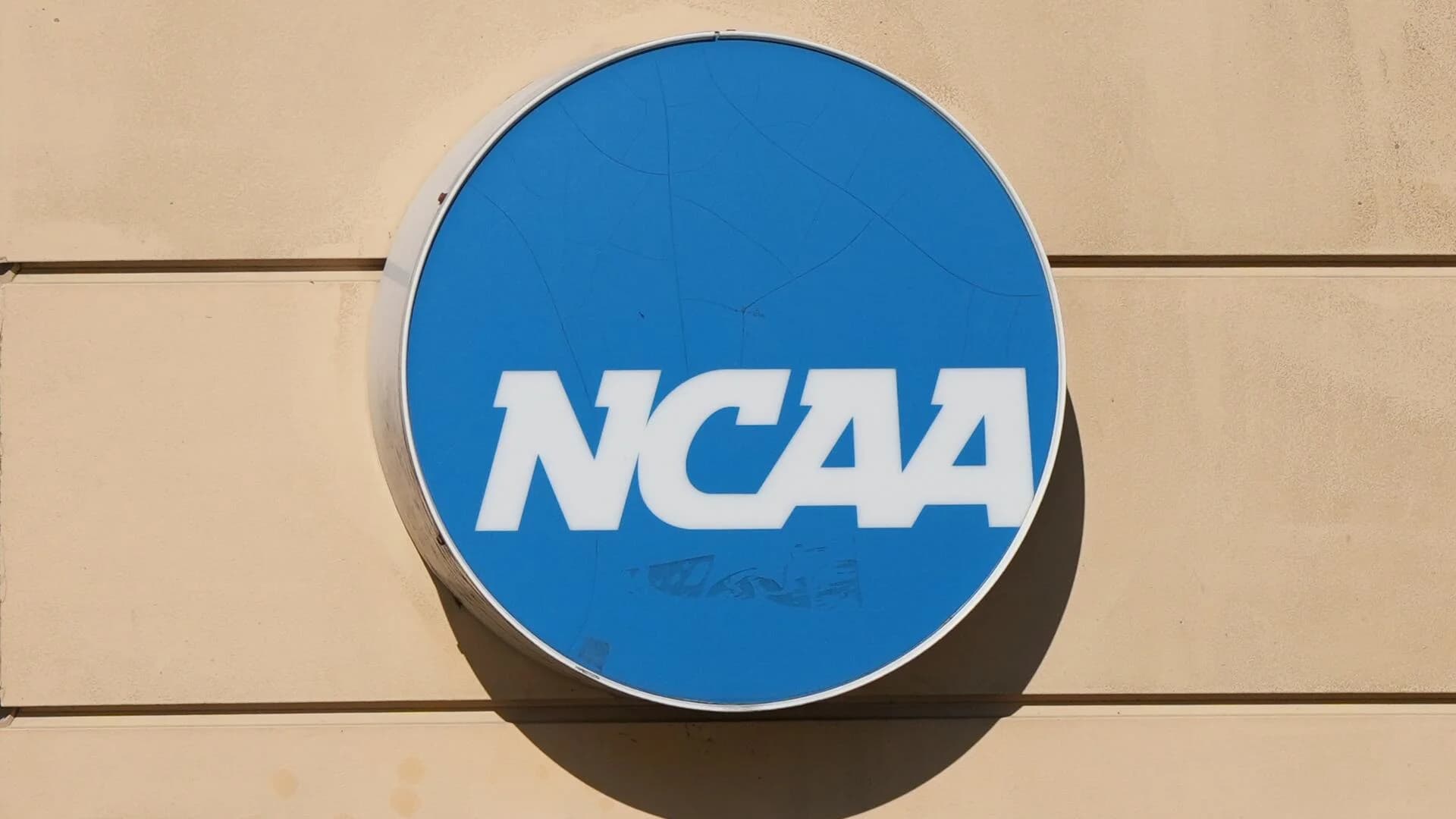 NCAA committee approves pushing college football Week 1 up into Week Zero slot beginning in 2027 season