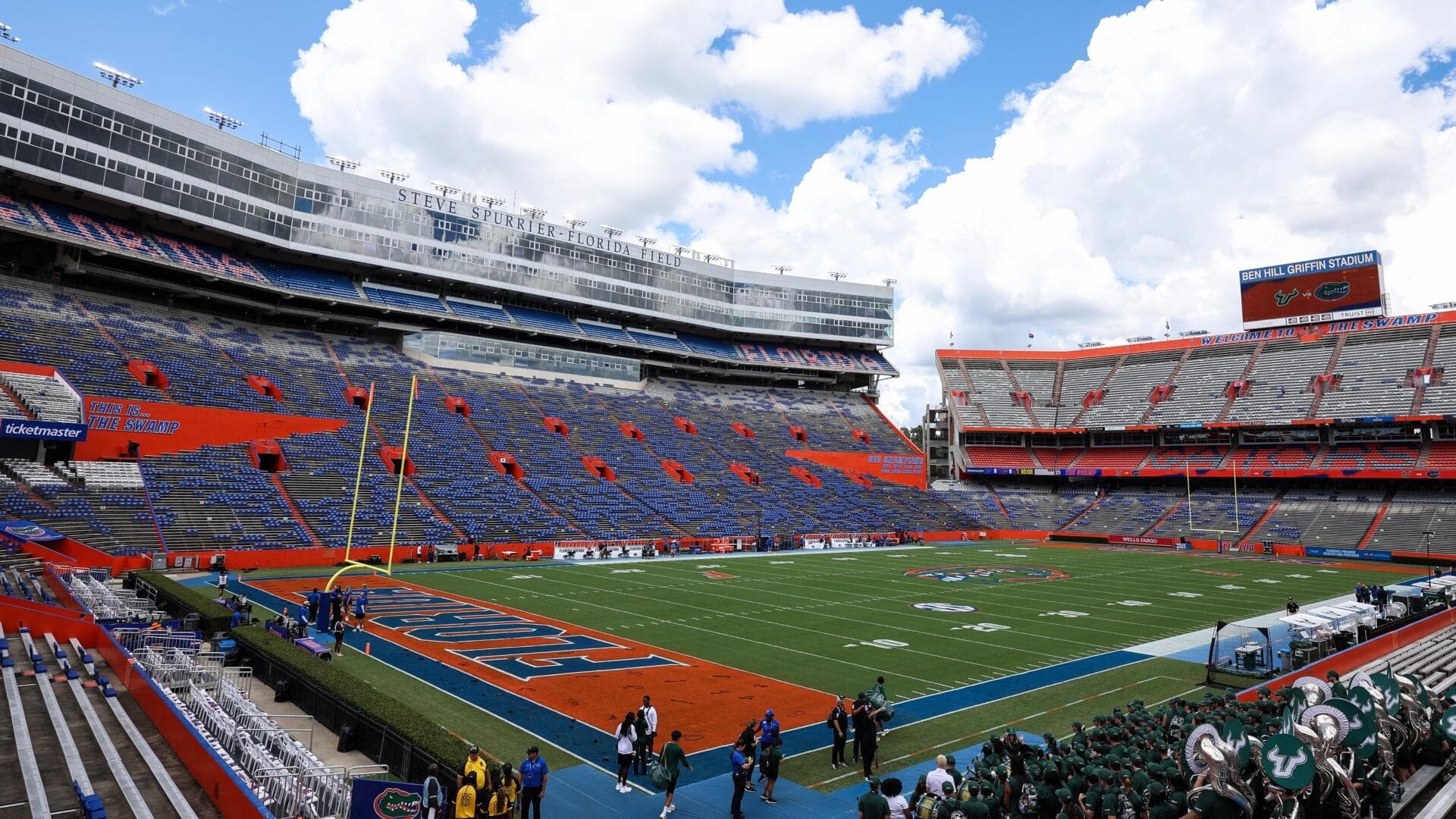 Man dies after jumping to death inside Florida's Ben Hill Griffin Stadium
