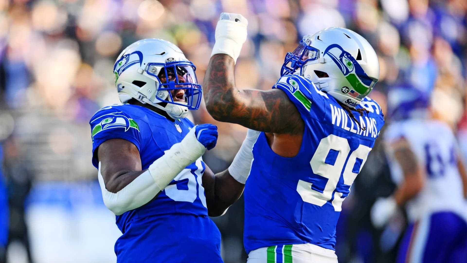 Week 6 NFL odds, spreads, totals, lines for all 14 games, including Broncos-Seahawks, Packers-Cowboys
