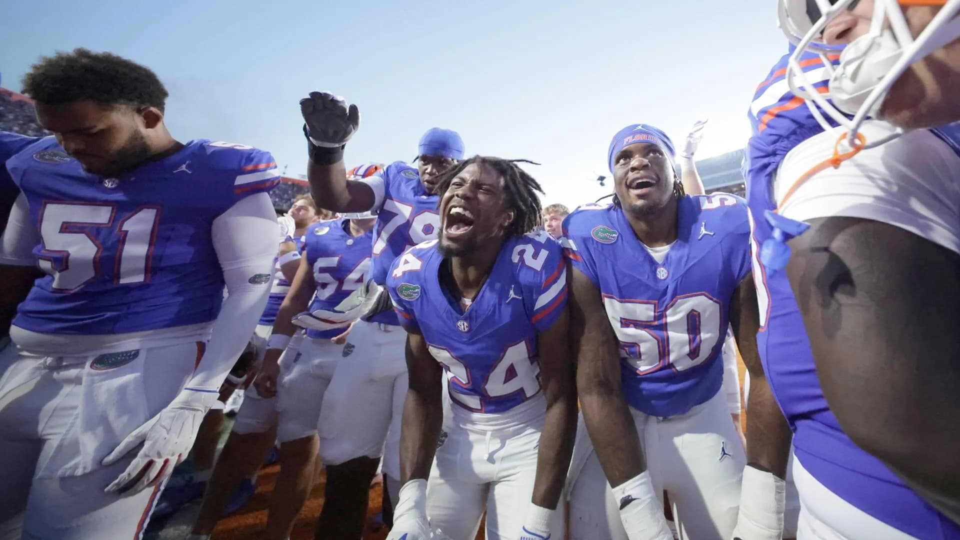 AP Top 25 poll: Florida climbs into top 10 in college football rankings after statement win over Ole Miss