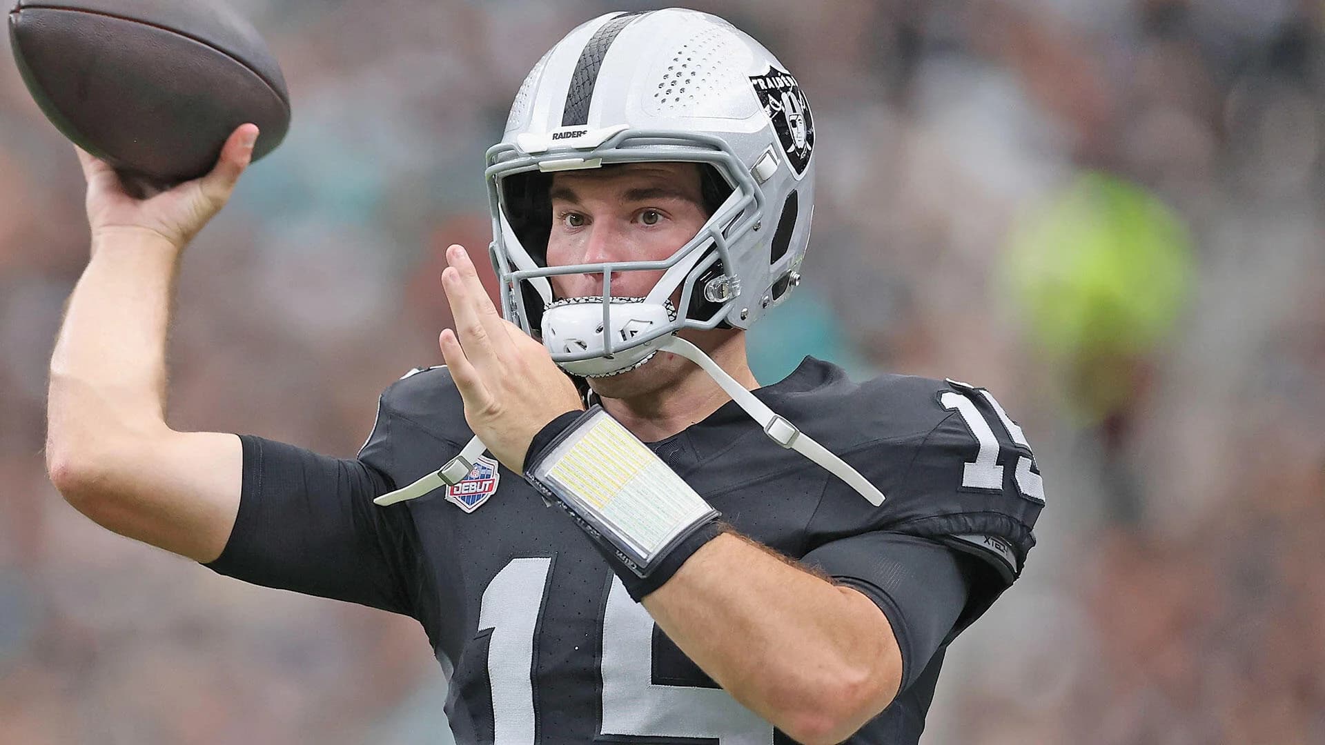 Raiders' Fernando Mendoza makes NFL debut: A look at how No. 1 over pick performed