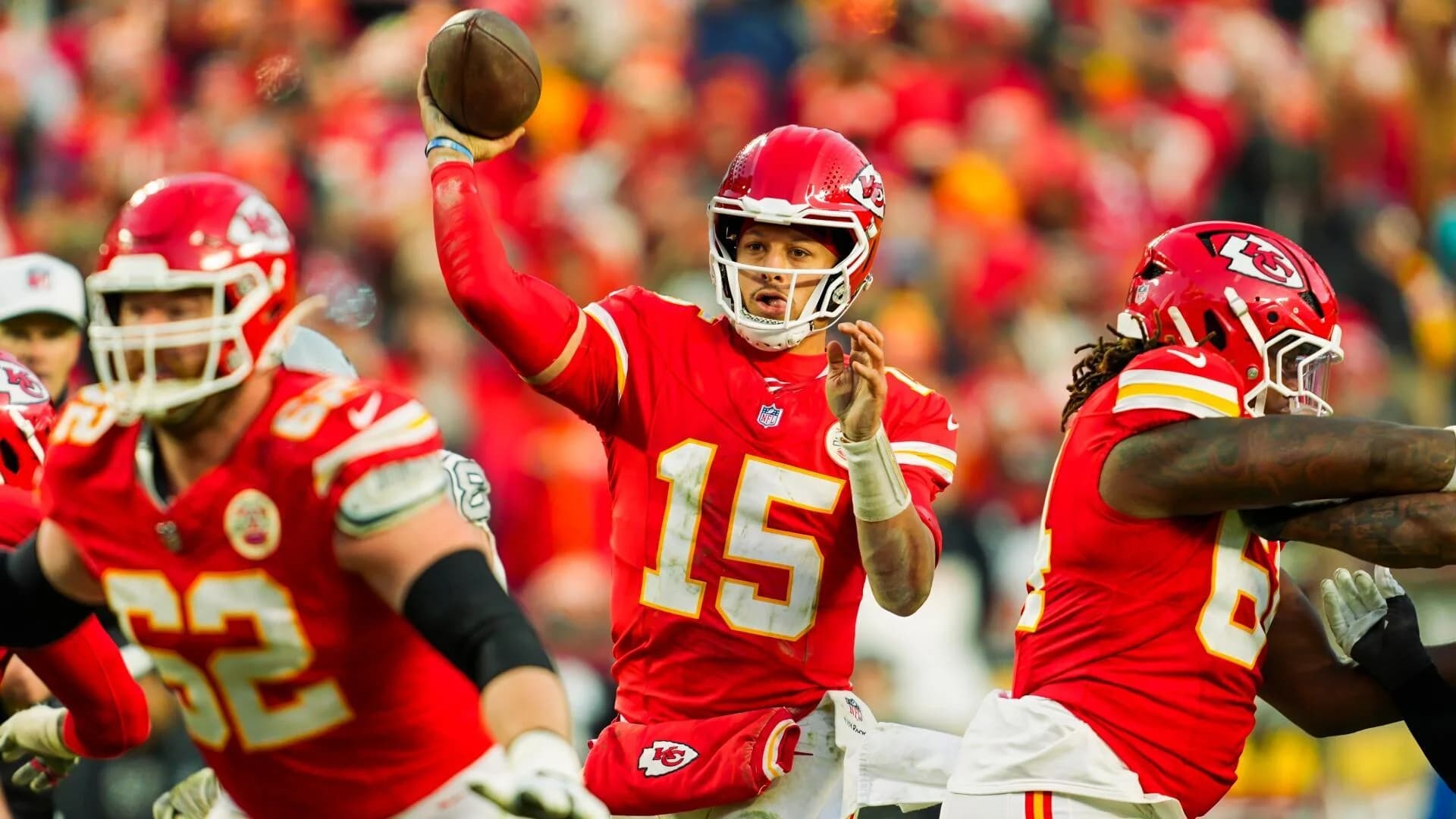 Week 6 NFL odds, spreads, totals, lines for every game, including Chargers-Chiefs, Packers-Cowboys
