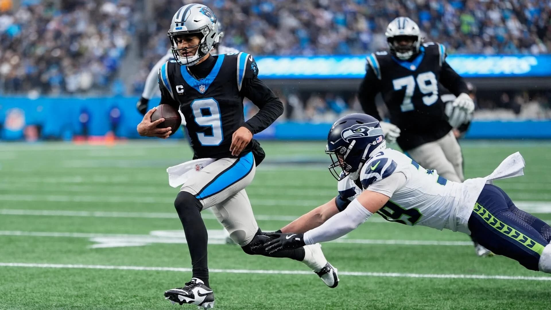 NFL Week 6 picks, odds, best bets: Panthers capitalize on Eagles' troubles, Rams dominate Cardinals