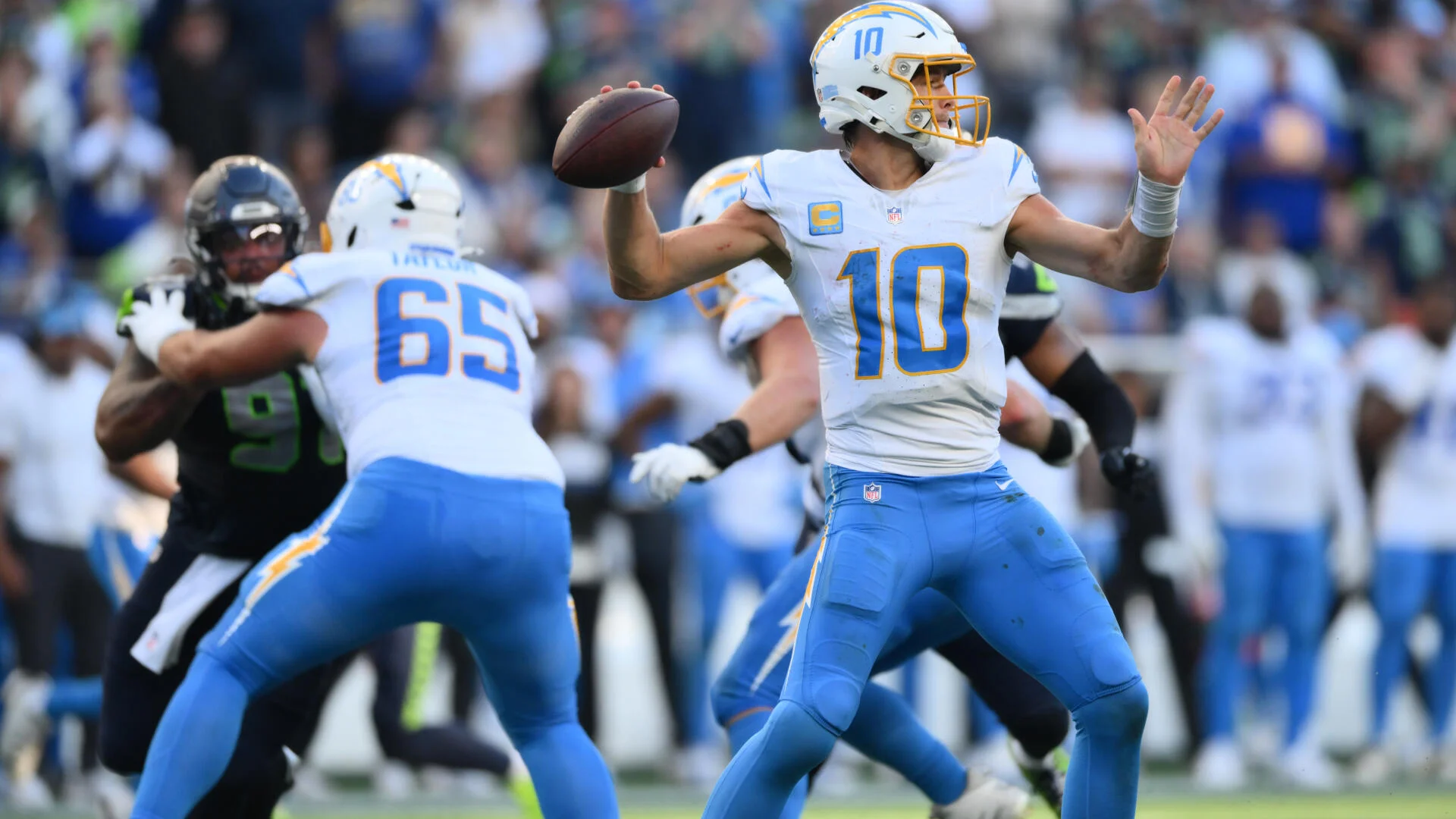 NFL picks against the spread, Week 5 2026: Expert ATS picks, predictions, prop bets for Sunday, Oct. 11