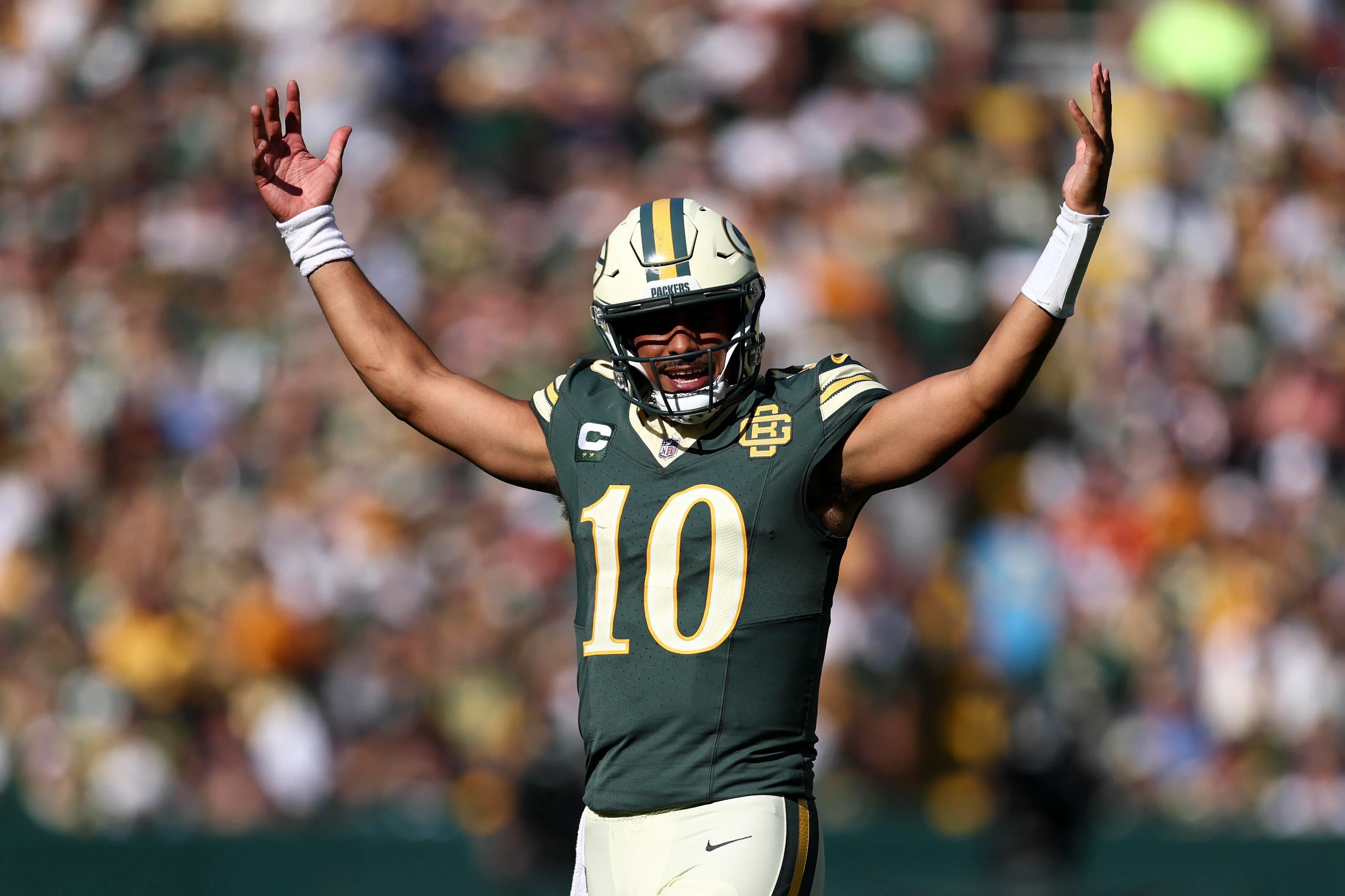 Are the Pack back? Green Bay, Jordan Love erupt in dominant win vs. Bears behind retooled offensive line