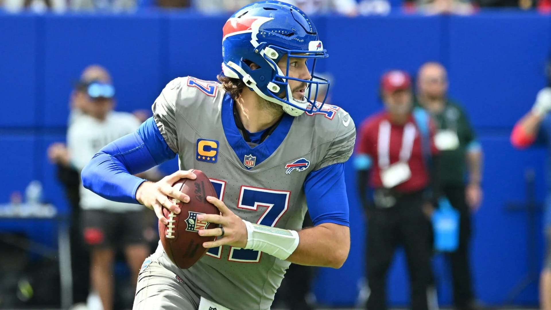 NFL DFS, Bills vs. Rams: Top daily Fantasy football picks, lineups, strategy for 'Monday Night Football'