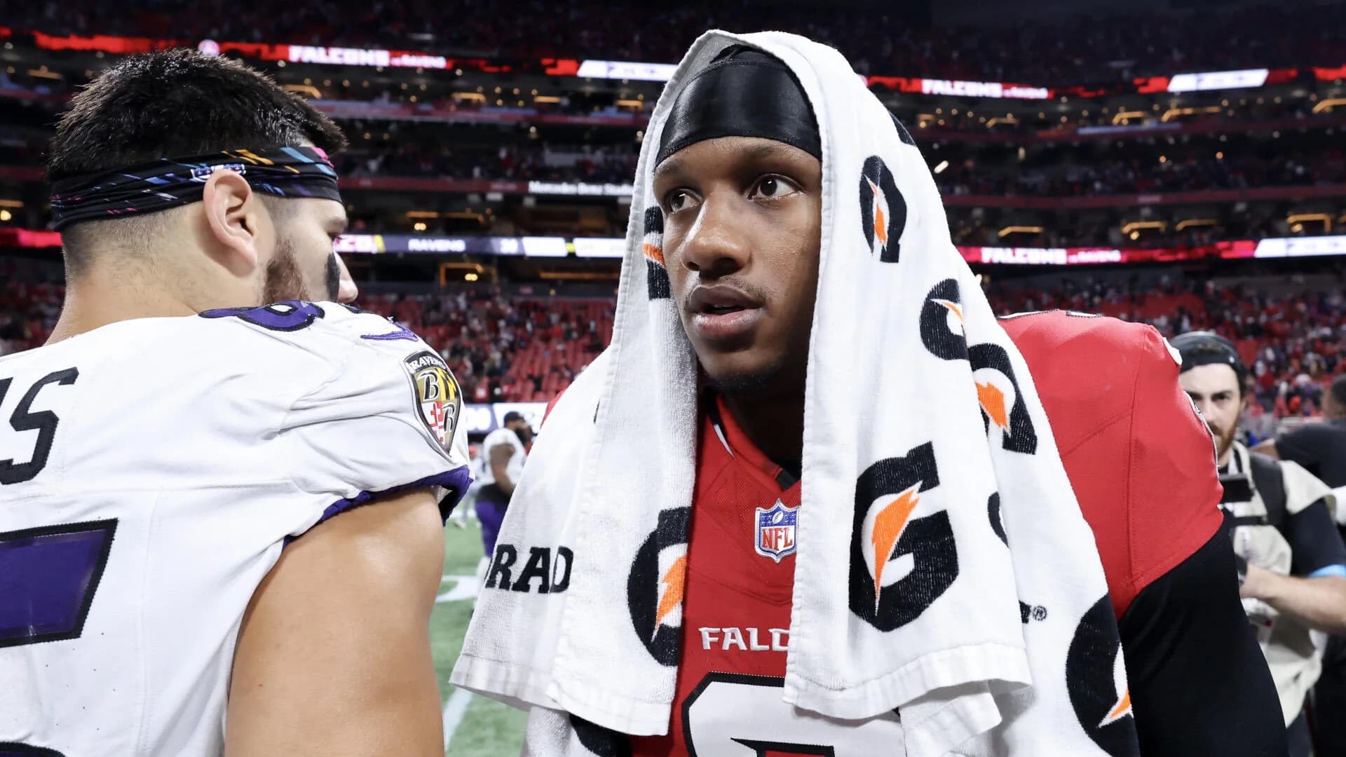 Michael Penix Jr. injury: Falcons QB hurts ribs late in regulation on 'SNF,' says he'll be ready for Week 6