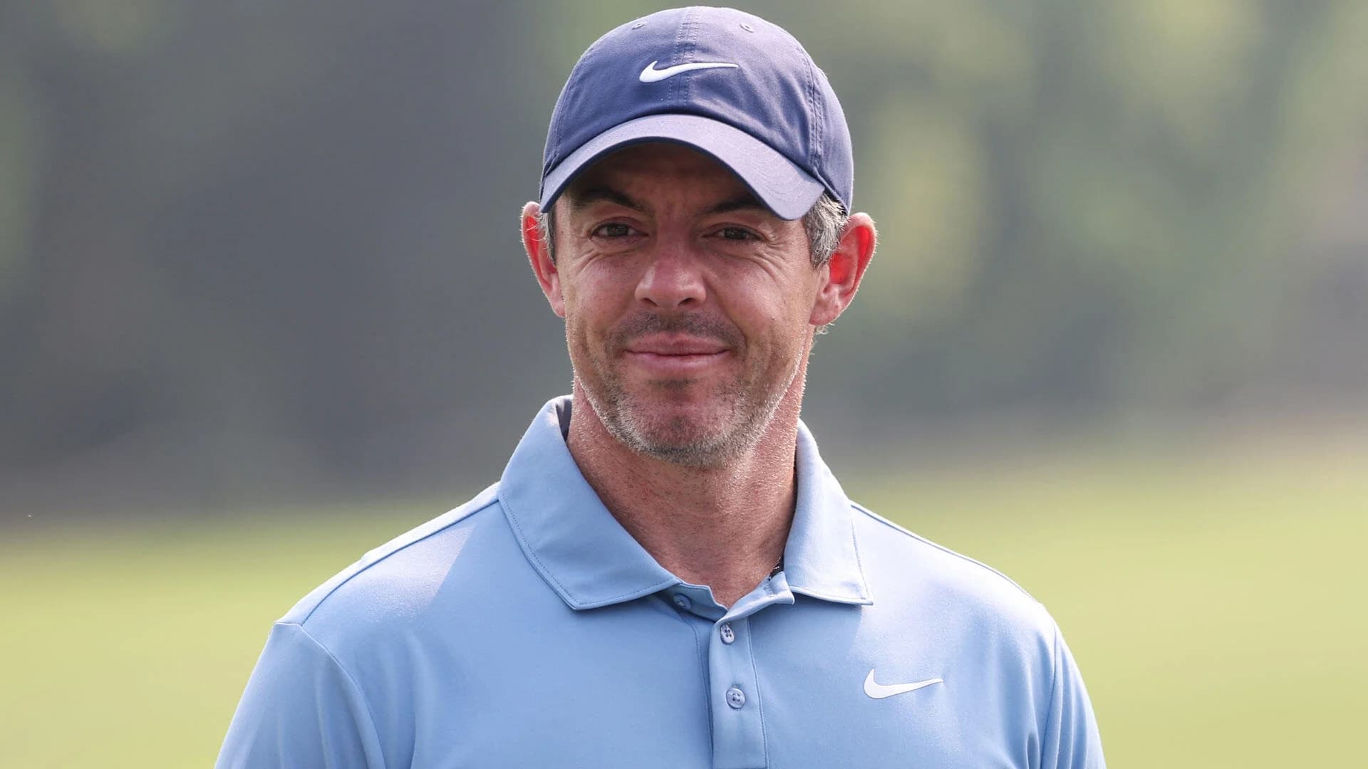Rory McIlroy in favor of allowing former LIV Golf players to return to the DP World Tour and PGA Tour
