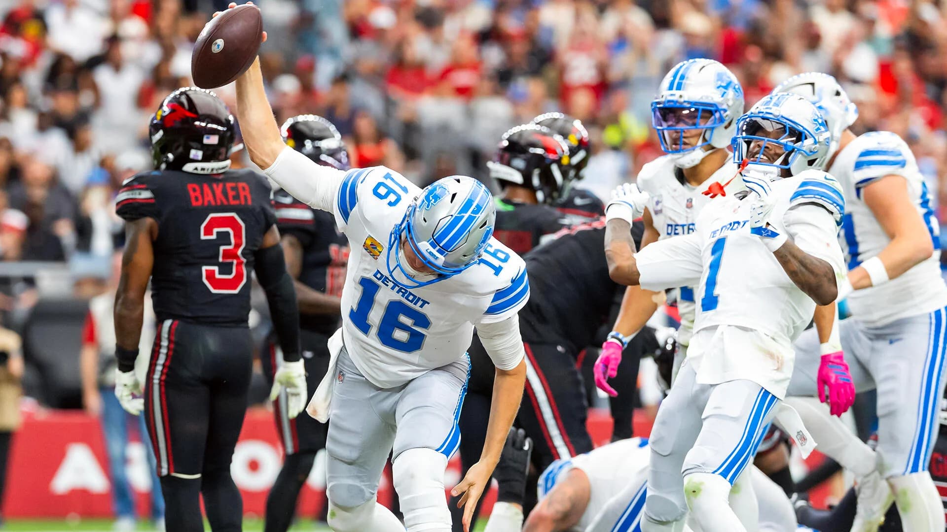 Week 7 NFL betting odds, spreads, totals, lines for every game, including Lions-Packers, Chiefs-Seahawks
