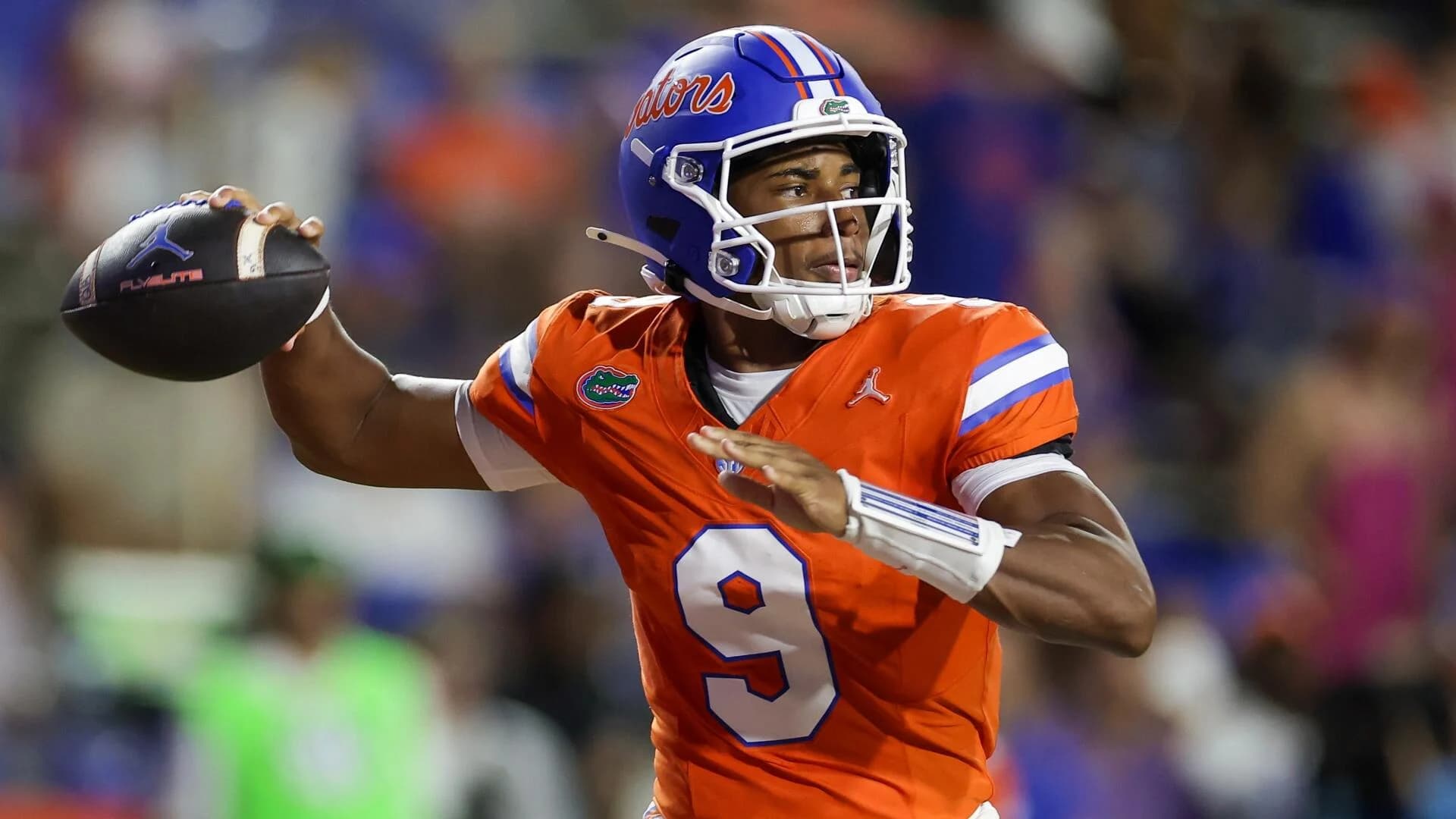 Florida sophomore QB Tramell Jones to start vs. Texas as Aaron Philo deals with injury