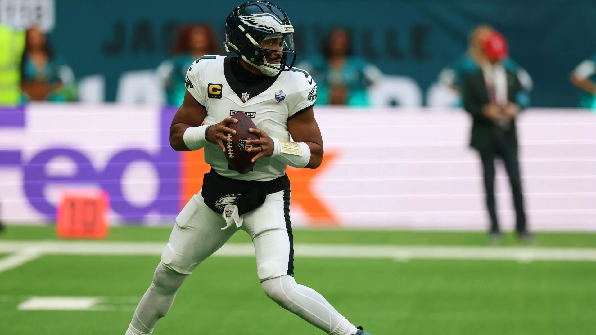 Week 6 Fantasy Football injuries: Jalen Hurts out, likely not the only Eagle