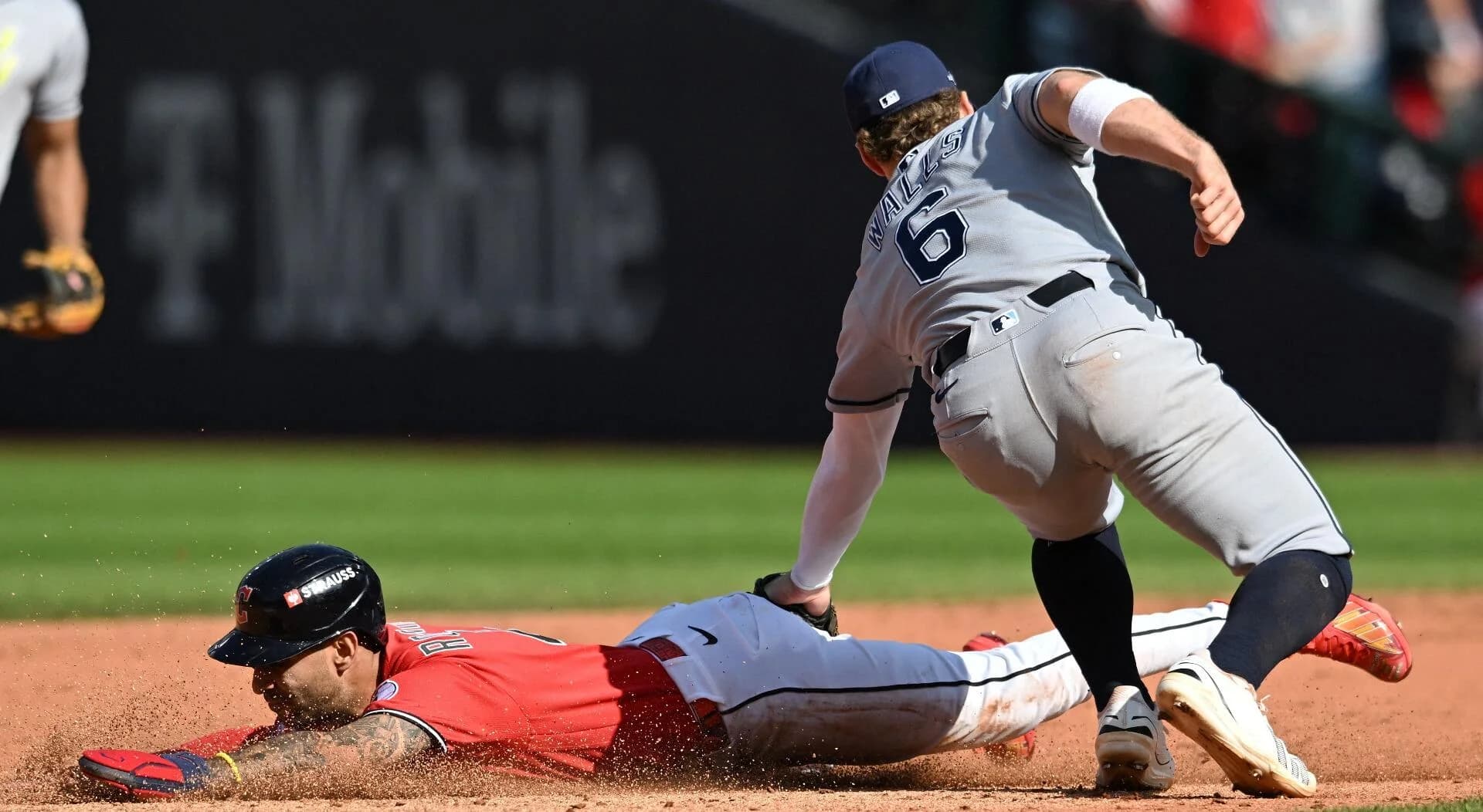 Rays vs. Guardians ALCS Game 4 picks: Strong winds blowing in at Progressive Field should keep run total down