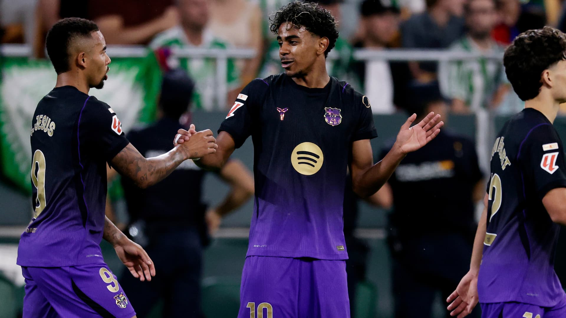 What to watch in UEFA Champions League: PSG vs. Barcelona could be a classic, Serie A need to recover, more