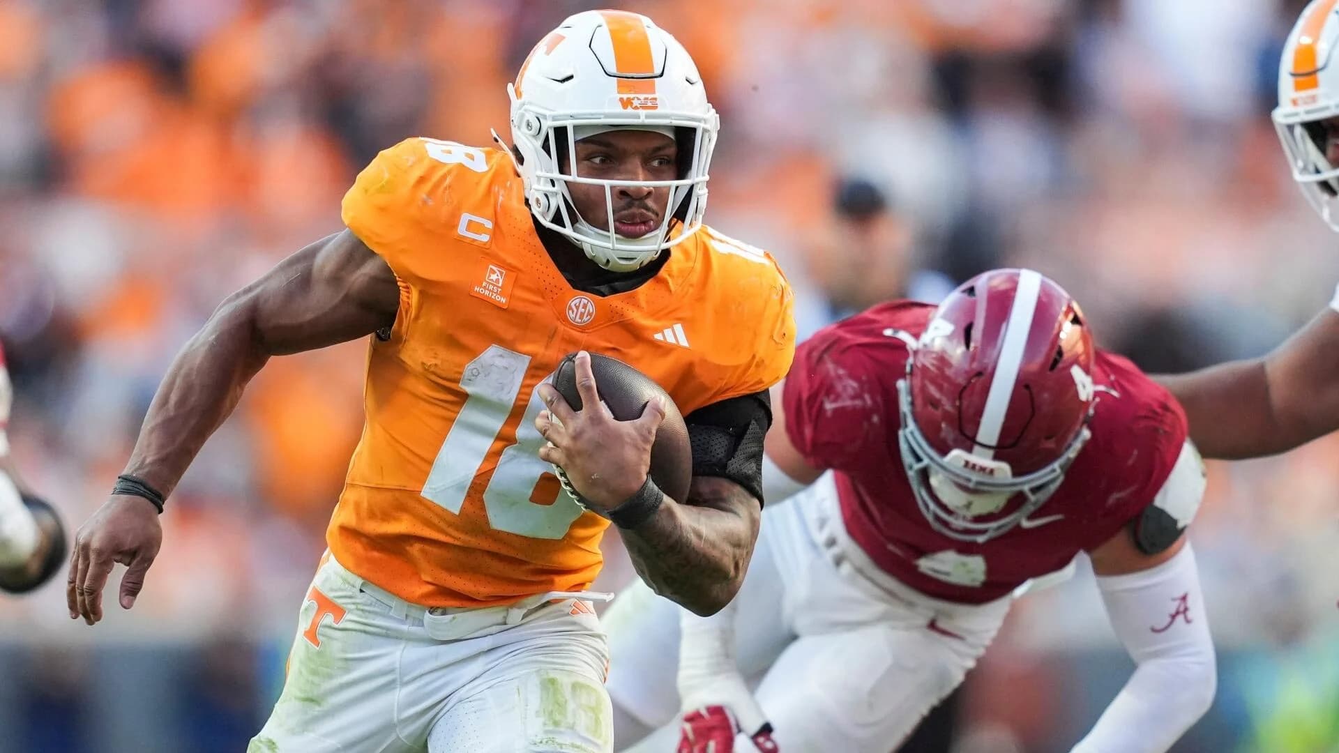 Tennessee vs. South Carolina prediction, odds, time: Week 8 college football picks from proven model