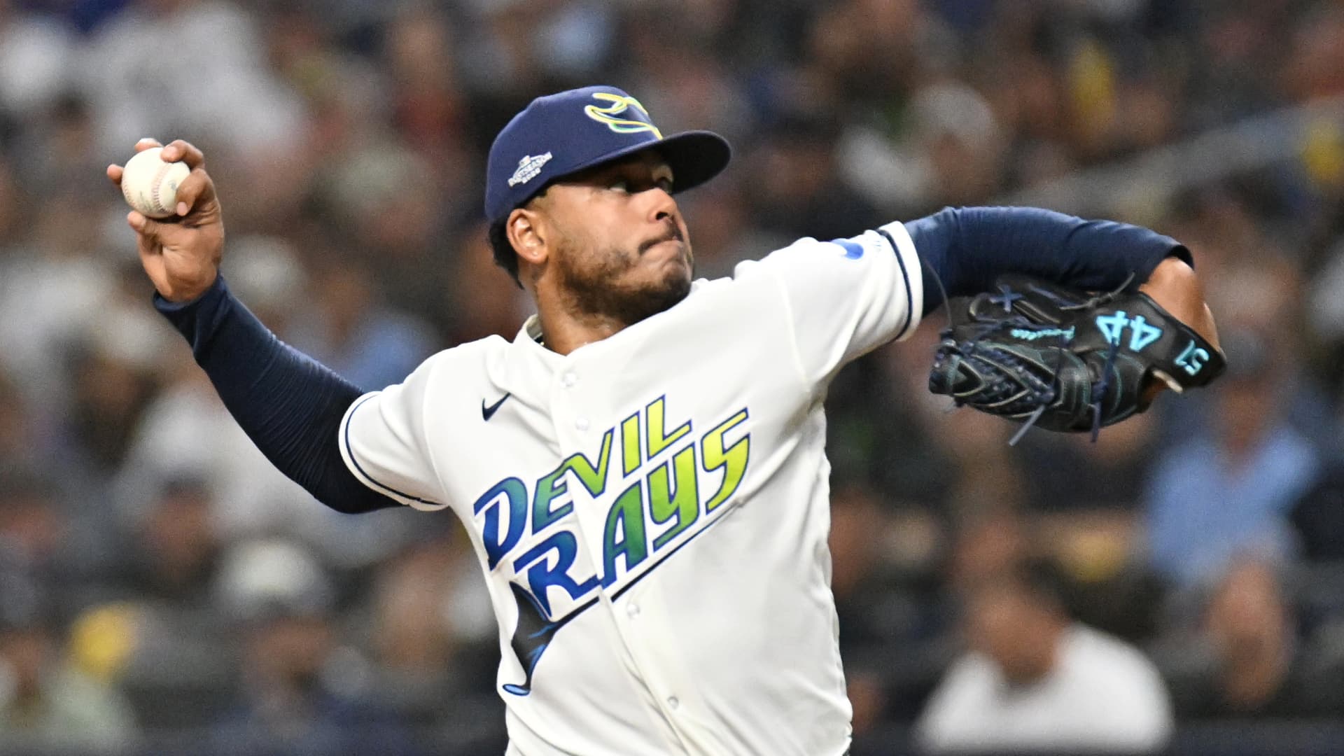 Today's top games to watch, best bets, odds: Brewers vs. Rays World Series Game 3, Cowboys vs. Eagles MNF
