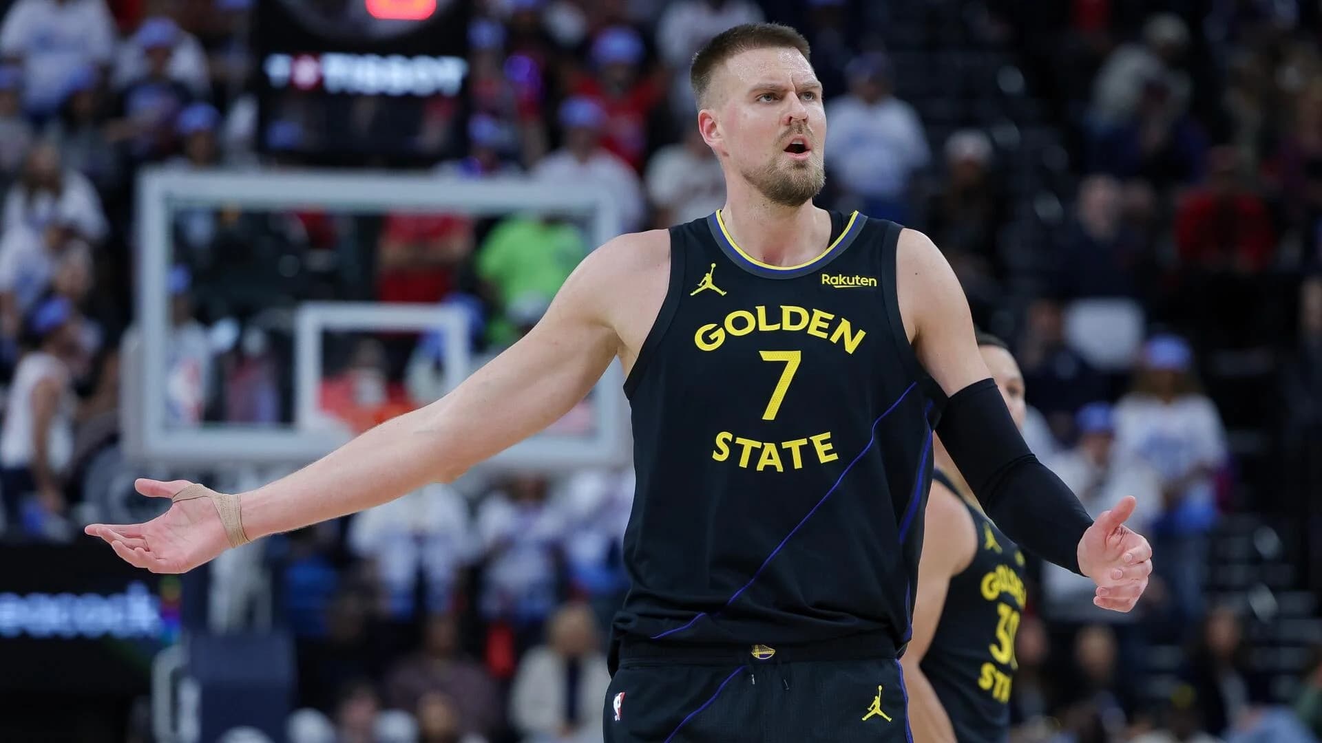 Warriors exploring trades for Kristaps Porziņģis, who is contemplating future amid health issues, per report