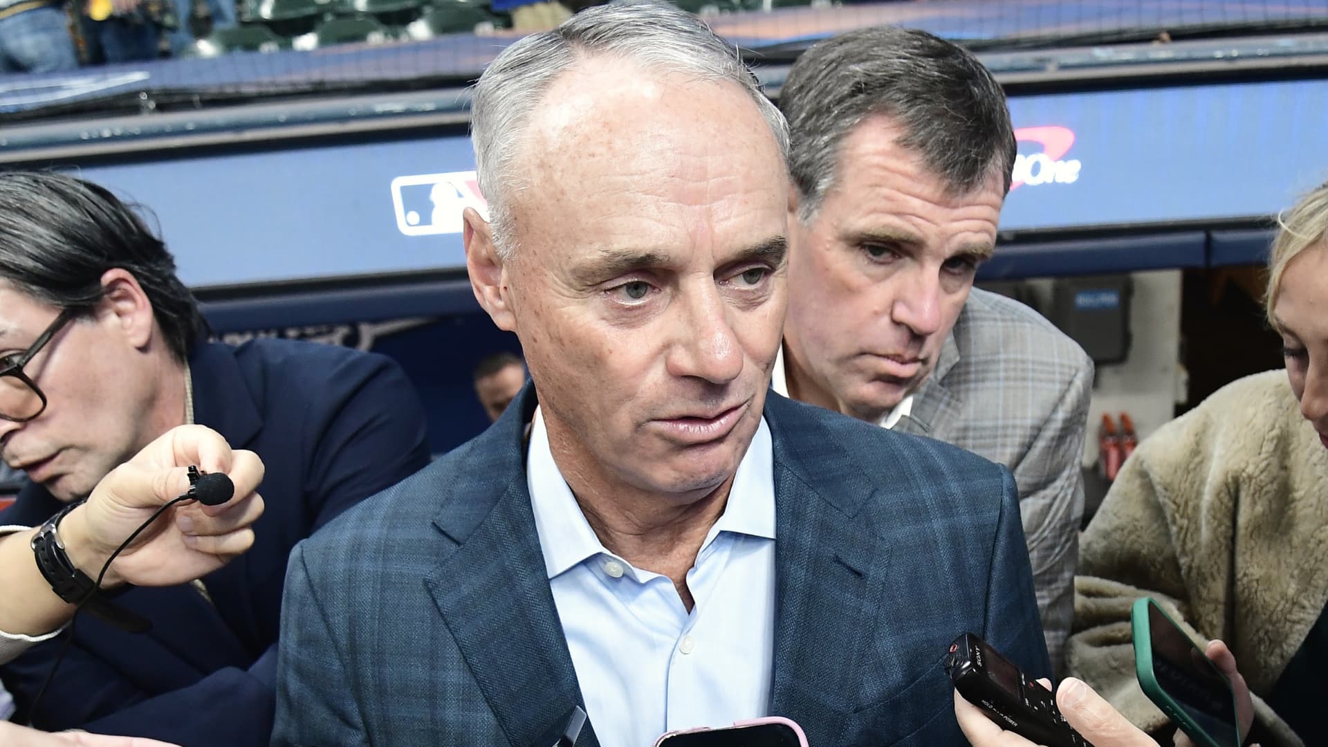 What Rob Manfred and the MLBPA said about salary cap fight as lockout looms over 2026 World Series