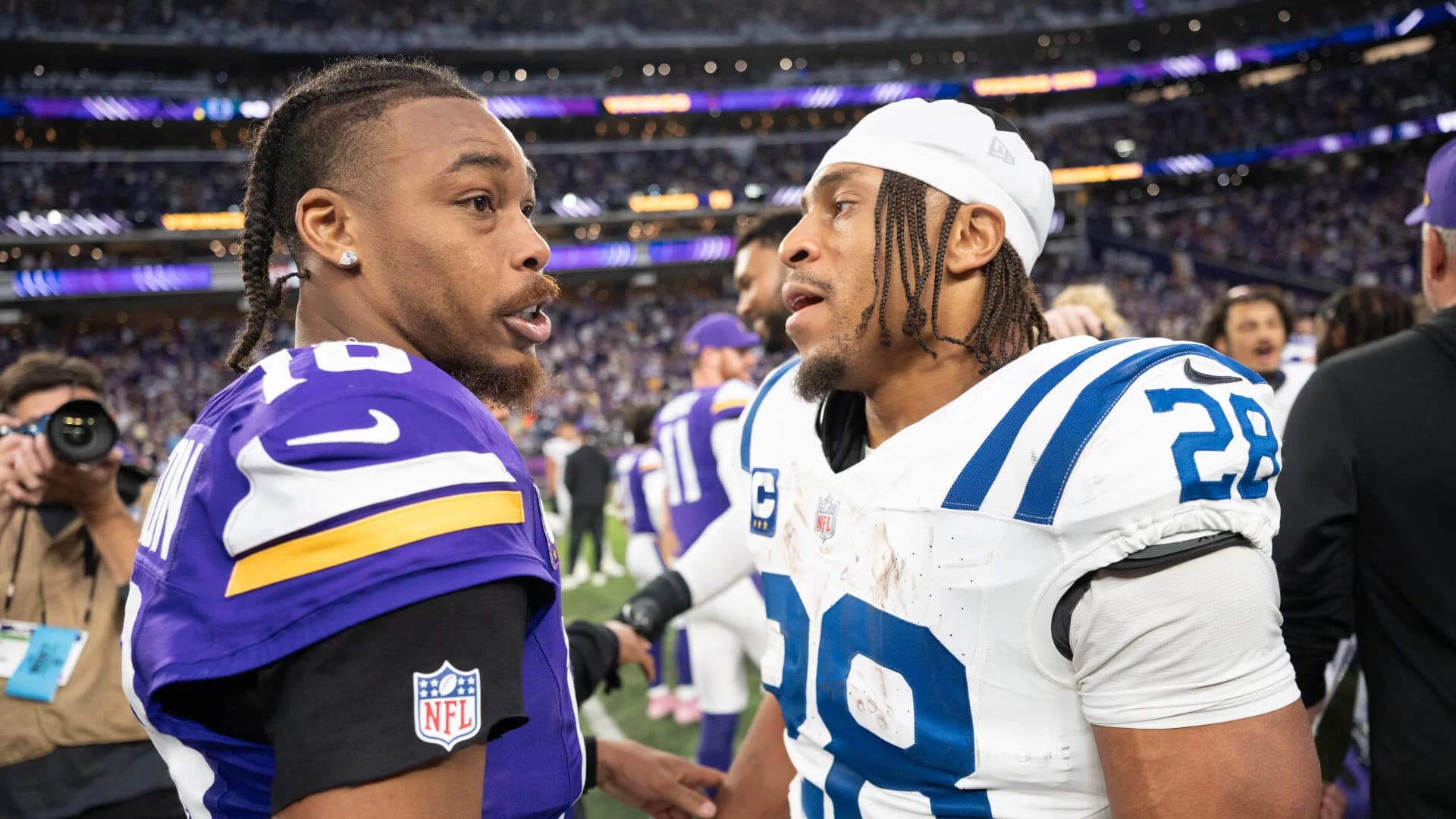 NFL trade deadline matchmaker: Vikings add Jonathan Taylor to boost offense, Chiefs nab WR