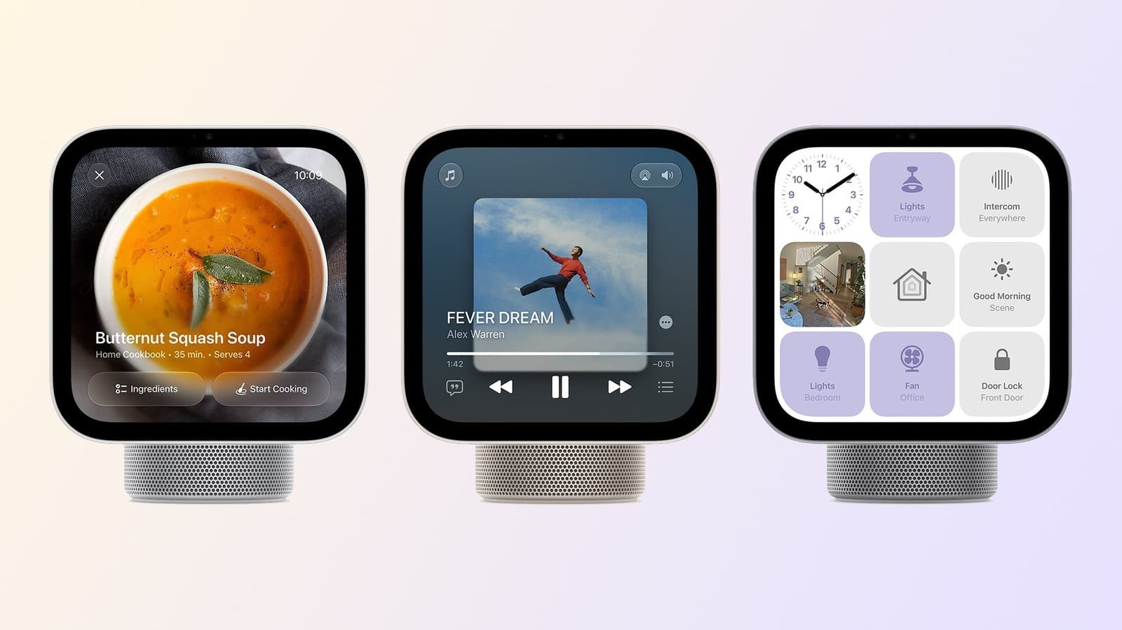 How do apps on the HomeView work, and what does CarPlay have to do with it?