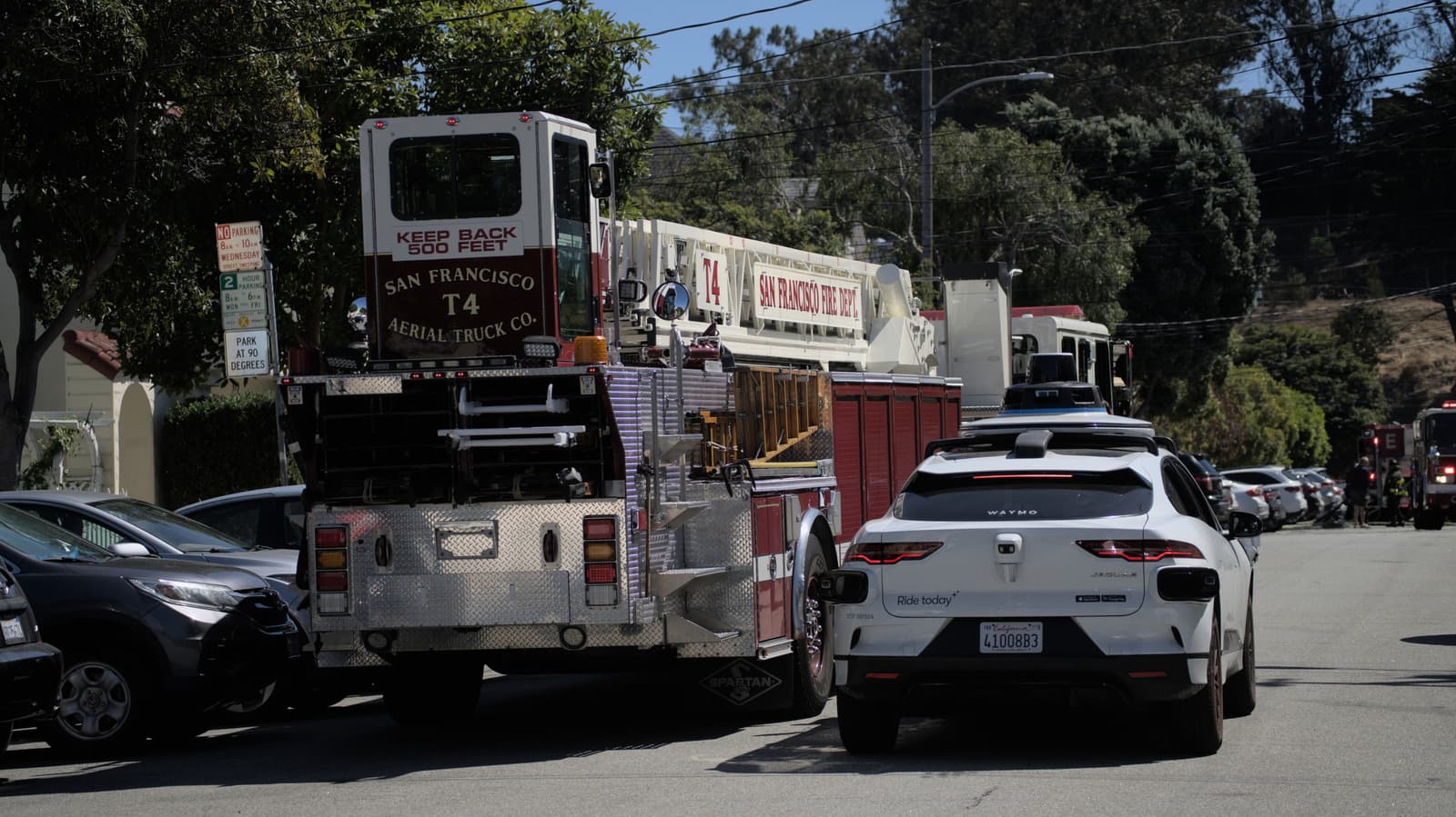 NHTSA calls out autonomous cars for interfering with first responders