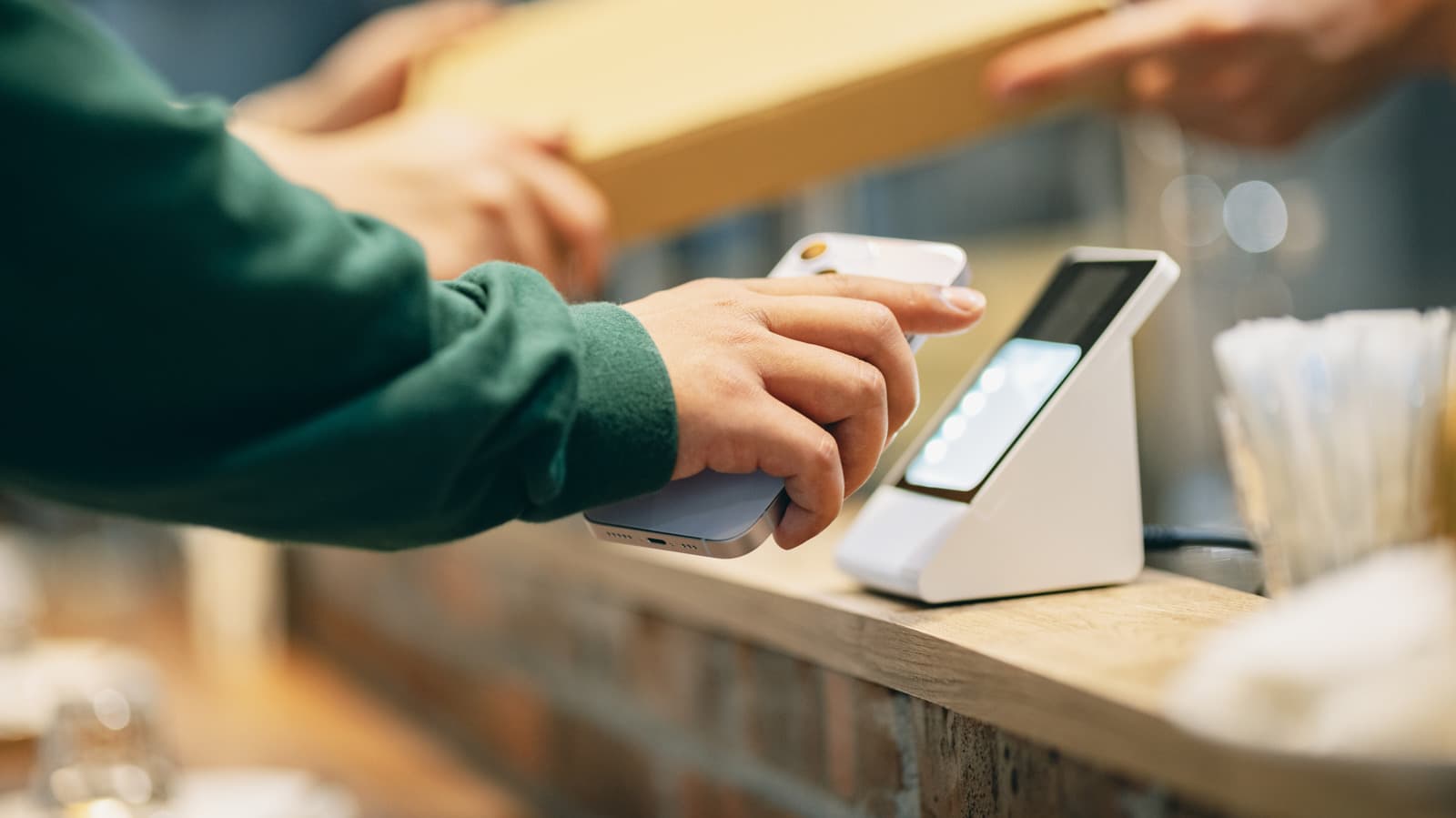 The pros and cons of using a digital wallet