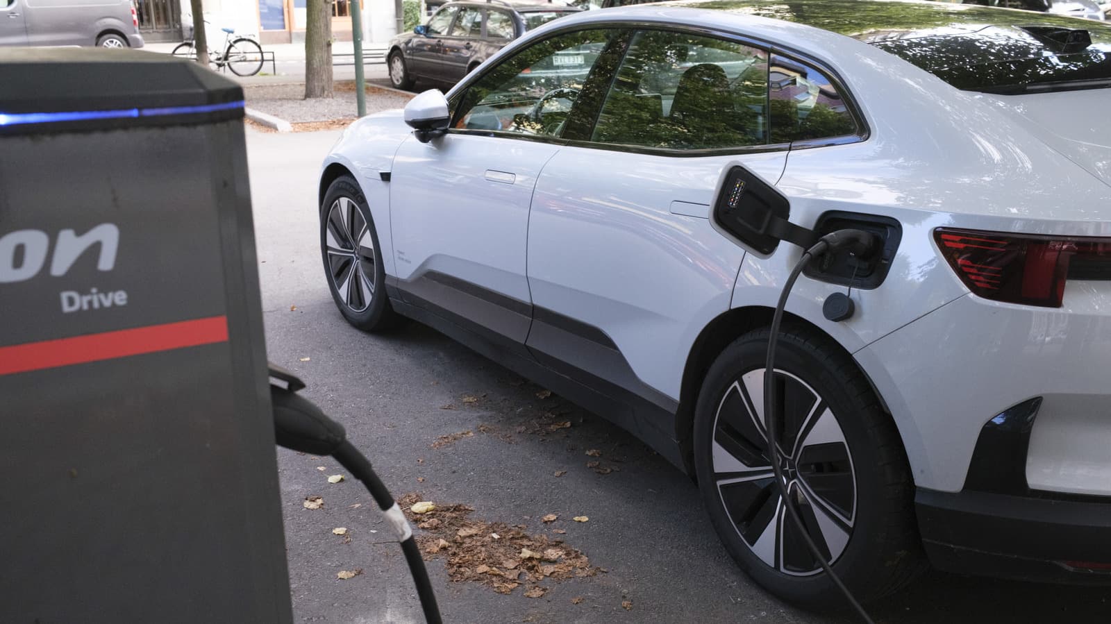 These common charging habits could be degrading your EV battery